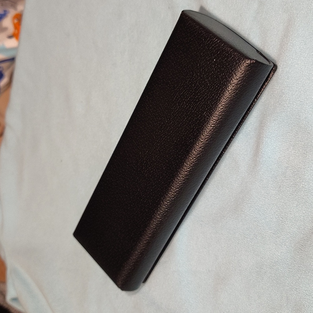 Burberry Black Leather Eyewear Case - Picture 5 of 5